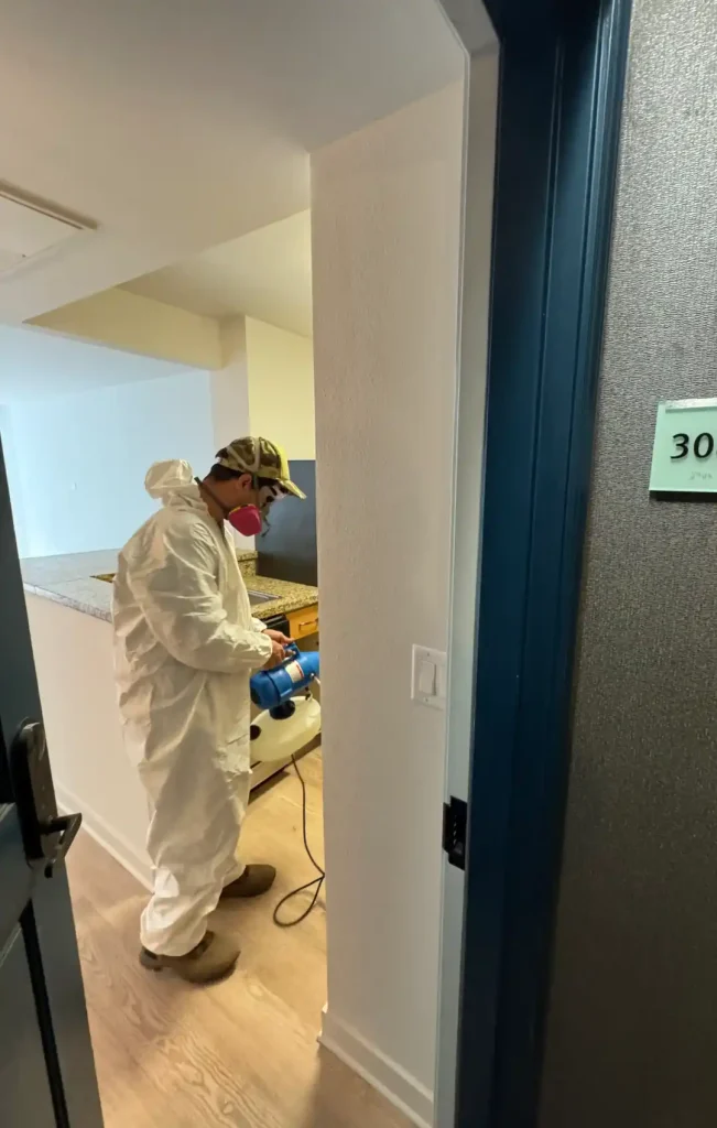 water-damage-restoration-services-seattle-sewage-backup-8